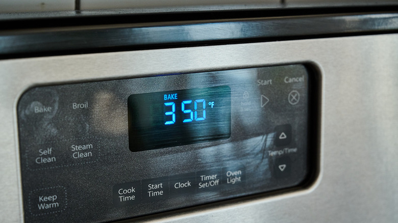 Chauffage au four à 350