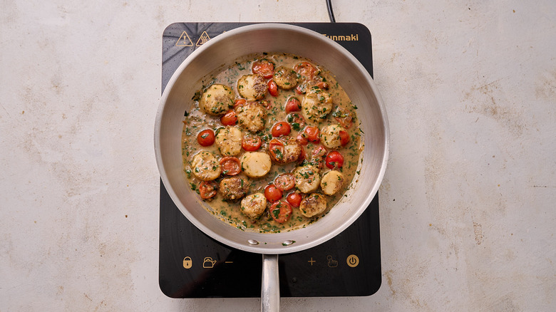 Pétoncles dans la sauce provençale