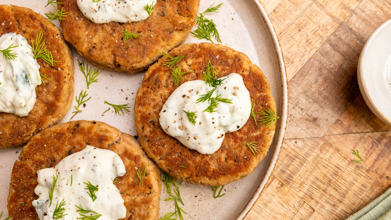 Ces galettes de thon à 3 ingrédients sont le démarreur ultime salé
