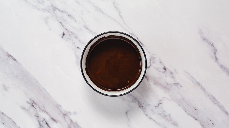 Chocolat fondu dans le bol