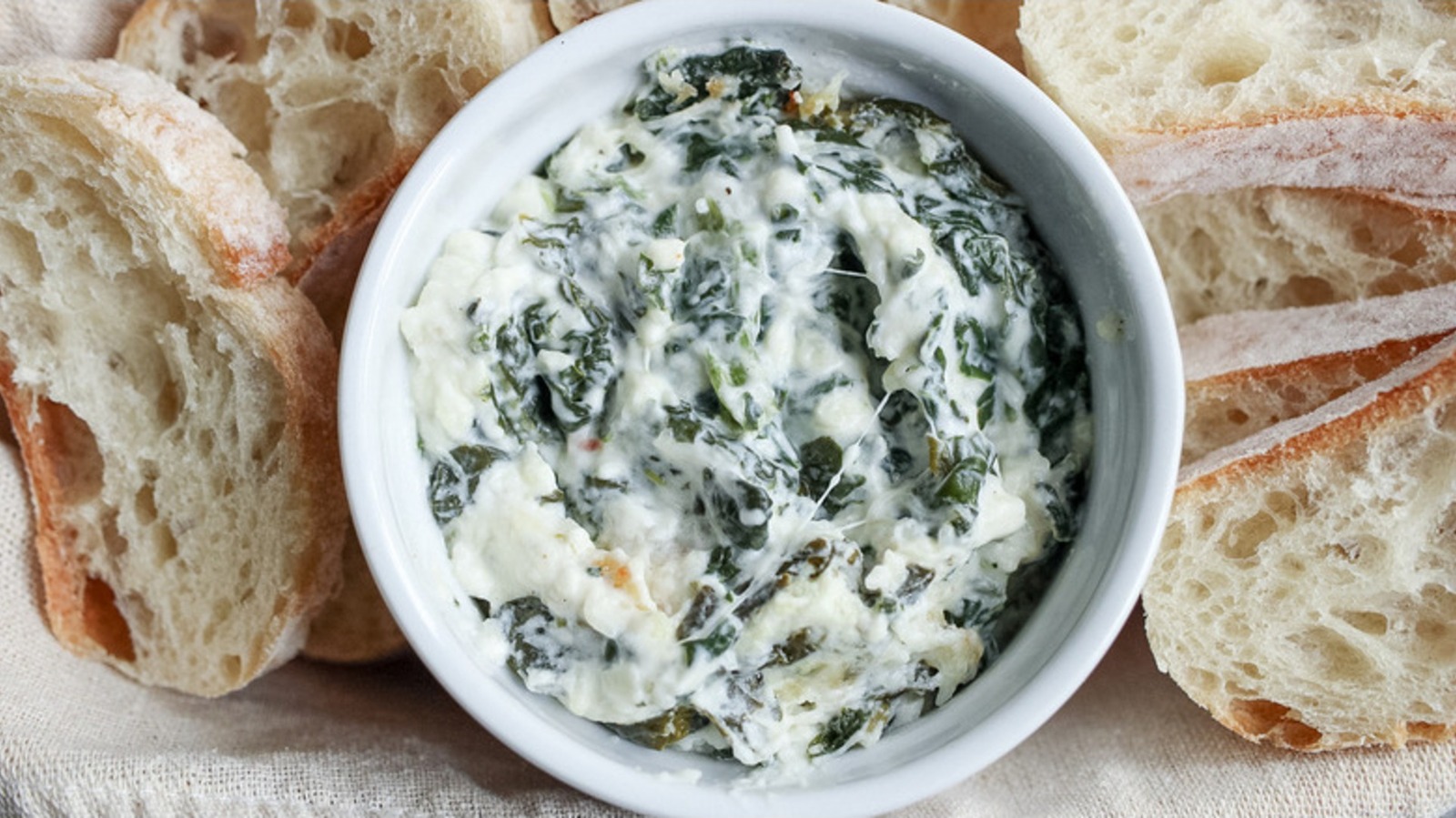 16 recettes d'apéritifs à l'ancienne pour vous ramener dans les années 80